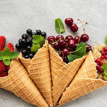 Рожки с фруктами