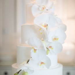 С орхидеями