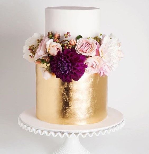 Торт с цветами «Золотой» на заказ