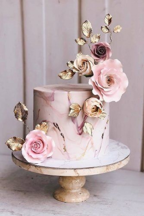 Свадебный торт на годовщину с цветами
