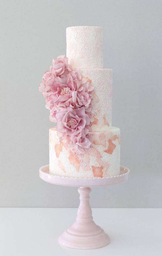 Торт с цветами «Свадебный переполох» на заказ
