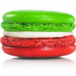 Макаронс Клубничный с базиликом