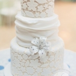 торт на свадьбу с драпировкой