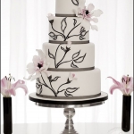 черно-белый свадебный торт