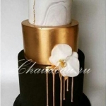 Свадебный торт «Цветочный шлейф» заказать в Москве