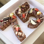 Торт в виде цифры 75 на заказ