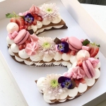 Торт в виде буквы S на день рождения или юбилей