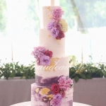 Свадебный торт сиреневый с белым заказать 