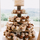 Торт с капкейками «Симфония любви»