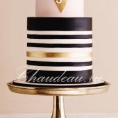 необычный свадебный торт с сердцем