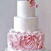 Торт свадебный бело розовый с цветами на заказ