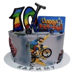 Торт с велосипедистом и самокатом на 10 лет №2780