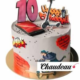 Торт с самокатом на 10 лет №2178