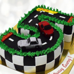 Торт со спортивным треком и болидами TSST013321 фото и оформление торта