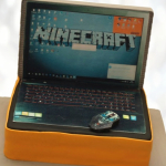 Minecraft торт в виде ноутбука MTVN013348 фото и оформление торта