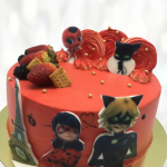 Торт Леди Баг на восемь лет TLBV013418 фото и оформление торта