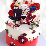 Торт Lady Bug с леденцами TLBL0013419 фото и оформление торта