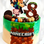 Торт Minecraft с вкусняшками TMV0013442 фото и оформление торта