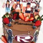 Торт Roblox девичий TRD00013474 фото и оформление торта