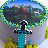 Торт Майнкрафт с пиксельным мечом TMPM013439 фото и оформление торта