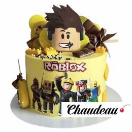 Торт Роблокс со сладостями №2968