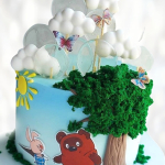 Торт Винни Пух и яркие леденцы TVPY013588 фото и оформление торта