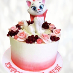 Торт кремовый с кошкой TKK0013628 фото и оформление торта