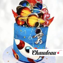 Торт юный космонавт на 5 лет TYUK013607 фото и оформление торта