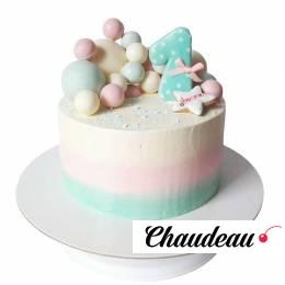 Торт на годик с разноцветными шариками №2440