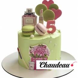 Торт с косметикой для девочки 5 лет №2384