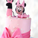 Торт Минни Маус и большой бант TMMB0013745 фото и оформление торта