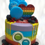 Торт Pop It на четыре года TPIC013888 фото и оформление торта
