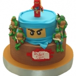 Торт с Черепашками ниндзя и фигуркой Лего №640
