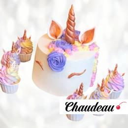 Торт ушки и рог единорога TURE013943 фото и оформление торта