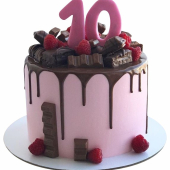 Торт со сладостями на 10 лет №1800
