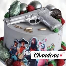 Торт Fortnite с пистолетом TFP00014078 фото и оформление торта