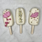 Набор пирожных на 14 февраля NP1F0014782, 3 шт.  