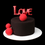 Торт на День влюбленных «Все в шоколаде» на заказ
