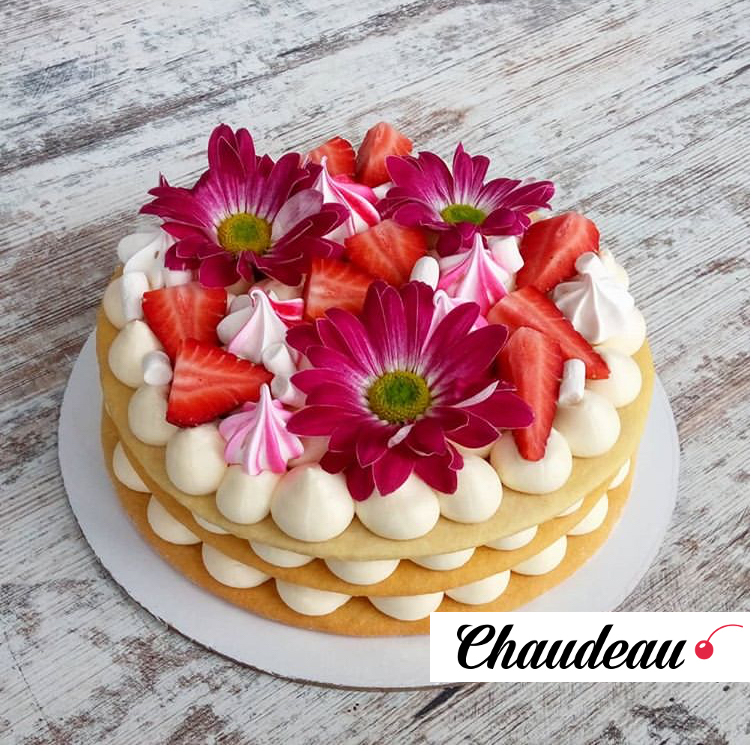 Торт цвета Тиффани на день рождения женщины