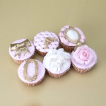 Набор  капкейков  для девушки «Золото» на заказ