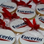 Корпоративные пряники  с логотипом «Eucerin» на заказ