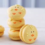Праздничные макаруны «Пасхальные птенцы» на заказ