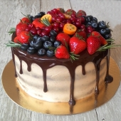 Торт «Ягодное наслаждение» на заказ