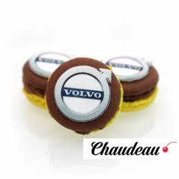 Корпоративные макаруны с логотипом «VOLVO» фото 1 Корпоративные макаруны с логотипом «VOLVO» на заказ