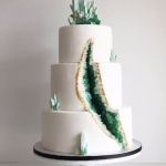 Свадебный торт с кристаллами «Бирюза» на заказ