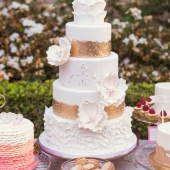 Торт с цветами «Обручальные кольца» на заказ