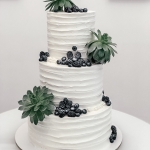 Торт с цветами «Свадебное угощение» на заказ