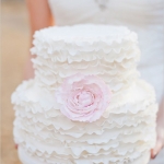 Торт с цветами «L'amour» на заказ