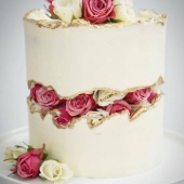 Торт с цветами «Очарование роз» на заказ