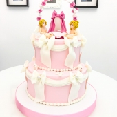 Торт «Ангелы у колыбели» 